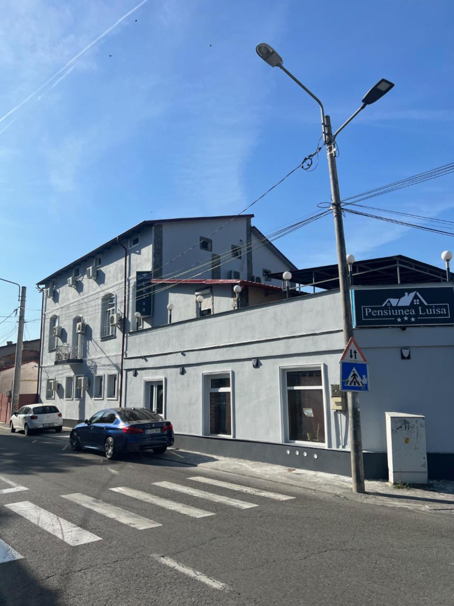 Pensiunea Luisa Craiova Exteriör bild